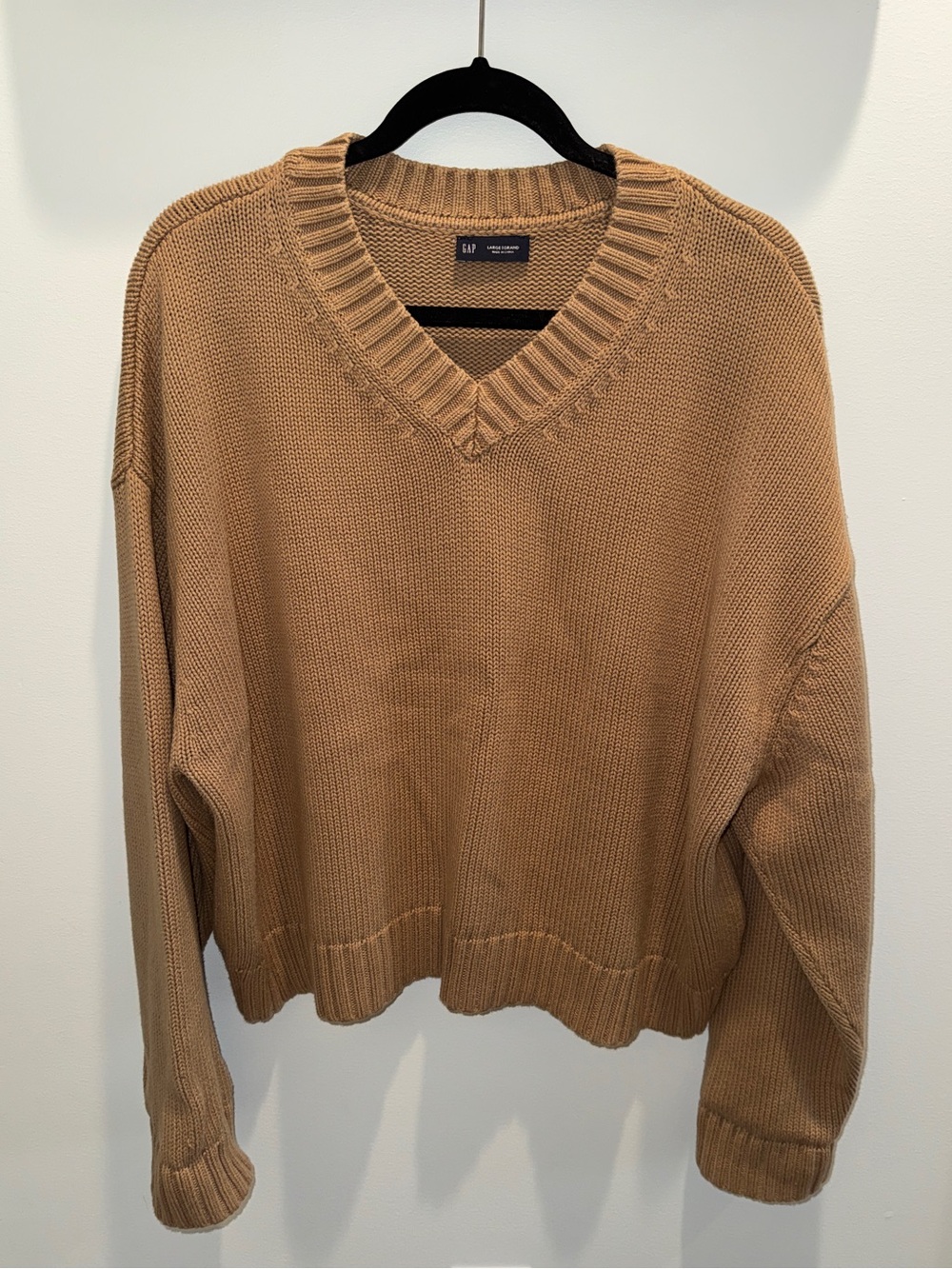 GAP V-Neck Camel/Tan Knit Cotton Sweater